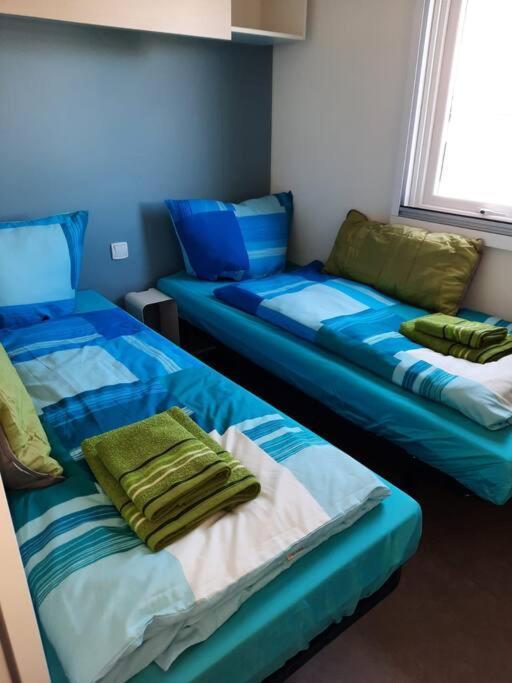 Helming Chalets Mercure Am Wallersee Zum Vermieten מראה חיצוני תמונה